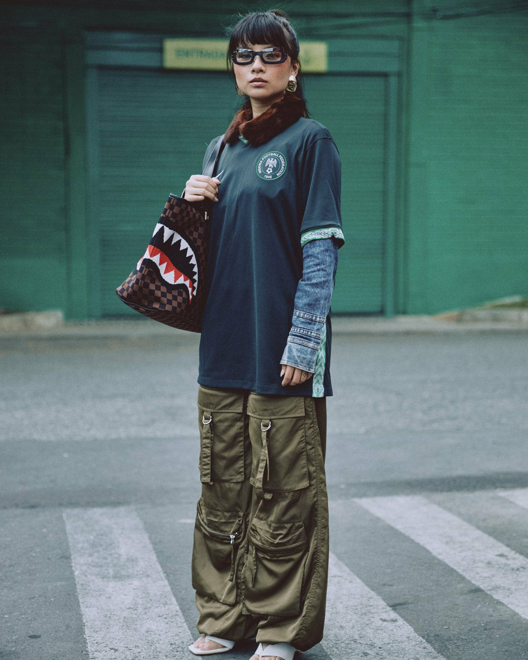 KYOTOKNIT SHARKS IN PARIS TOTE | Sprayground Online