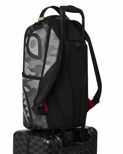 3AM RIPTIDE SHARKNAUTICS HARDSHELL CARRY-ON LUGGAGE | Sprayground Near Me