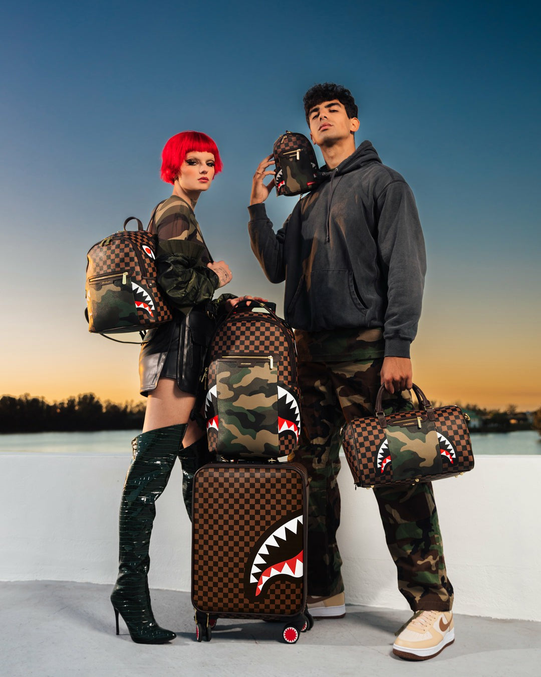EXTERIOR GOLD ZIP POCKET SHARKS IN PARIS JETSETTER CARRY-ON LUGGAGE | Sprayground Discount