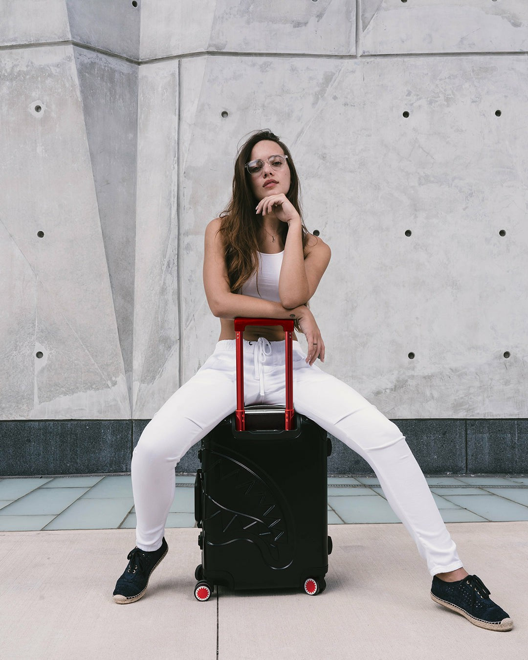 MOLDED SHARKITECTURE BLACK HARDSHELL CARRY-ON LUGGAGE | Sprayground Near Me