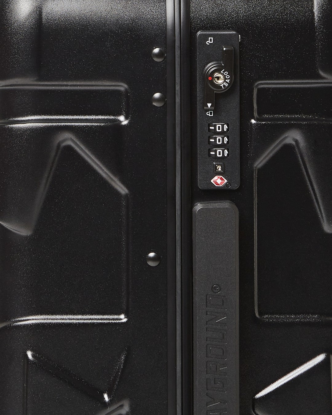 MOLDED SHARKITECTURE BLACK HARDSHELL CARRY-ON LUGGAGE | Sprayground Near Me
