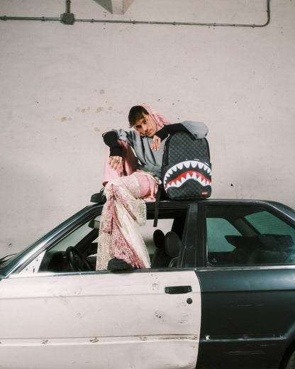SHARKS IN PARIS HYPER PUFF BACKPACK | Sprayground sale