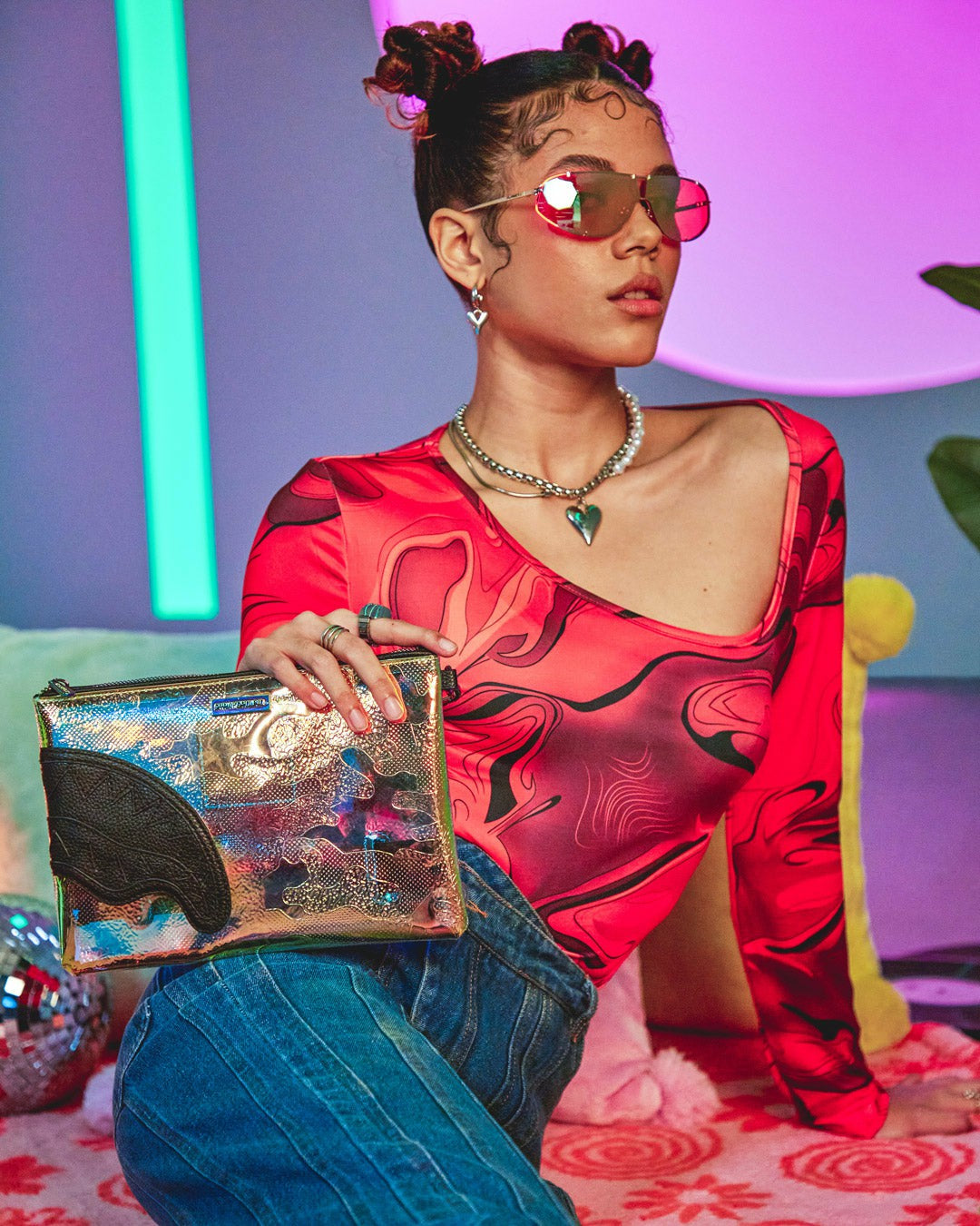MAGIC CITY CROSSOVER CLUTCH | Sprayground sale