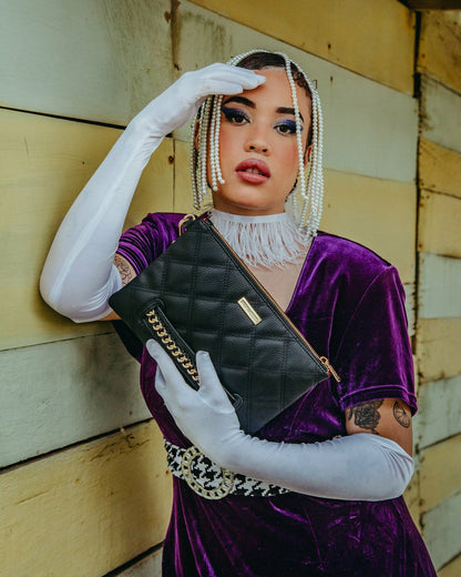 NOIR QUILT GOLD CHAIN SHARK CROSSOVER CLUTCH | Sprayground Near Me