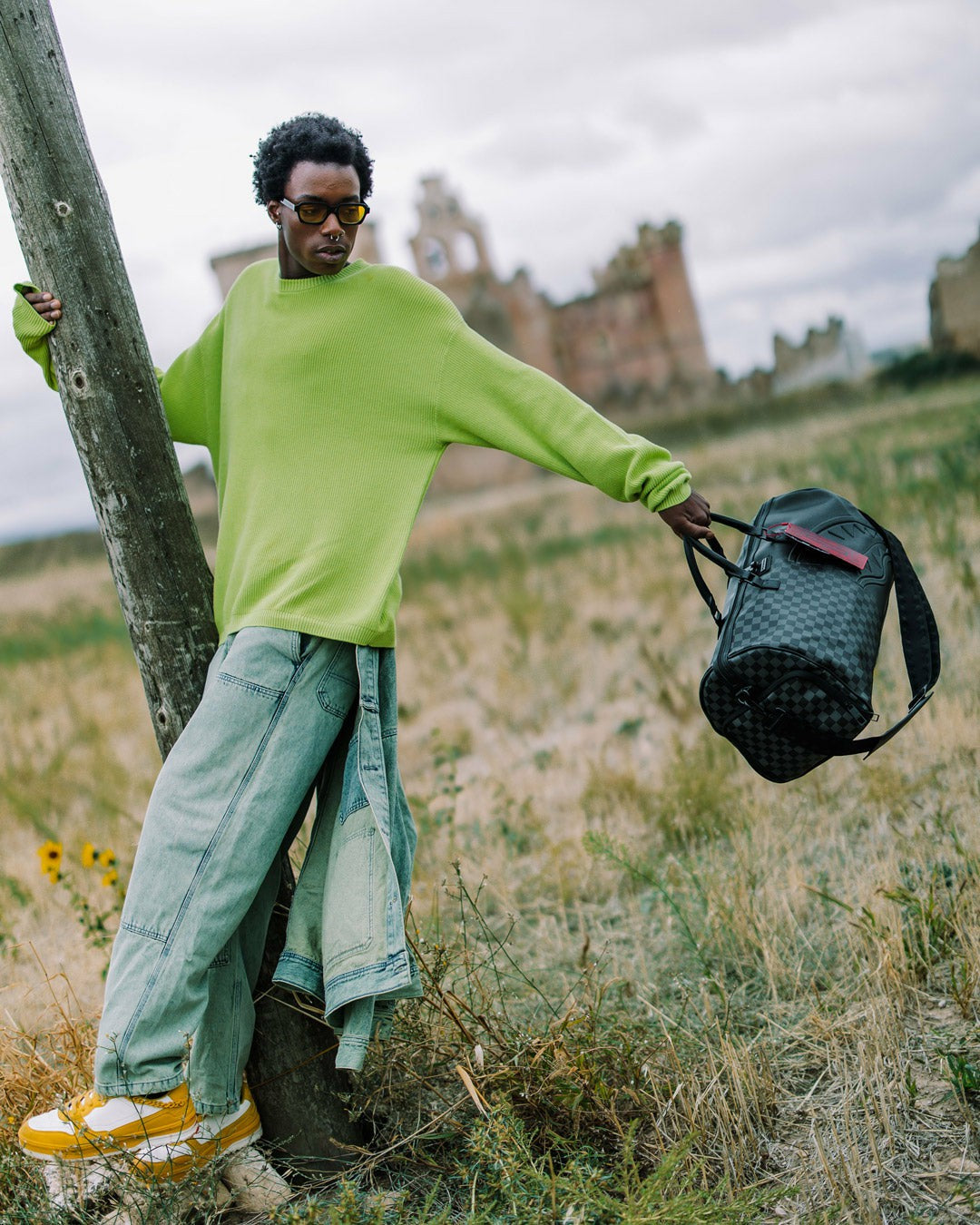 NIGHTSHARKS WORLDWIDE DUFFLE | Sprayground Near Me