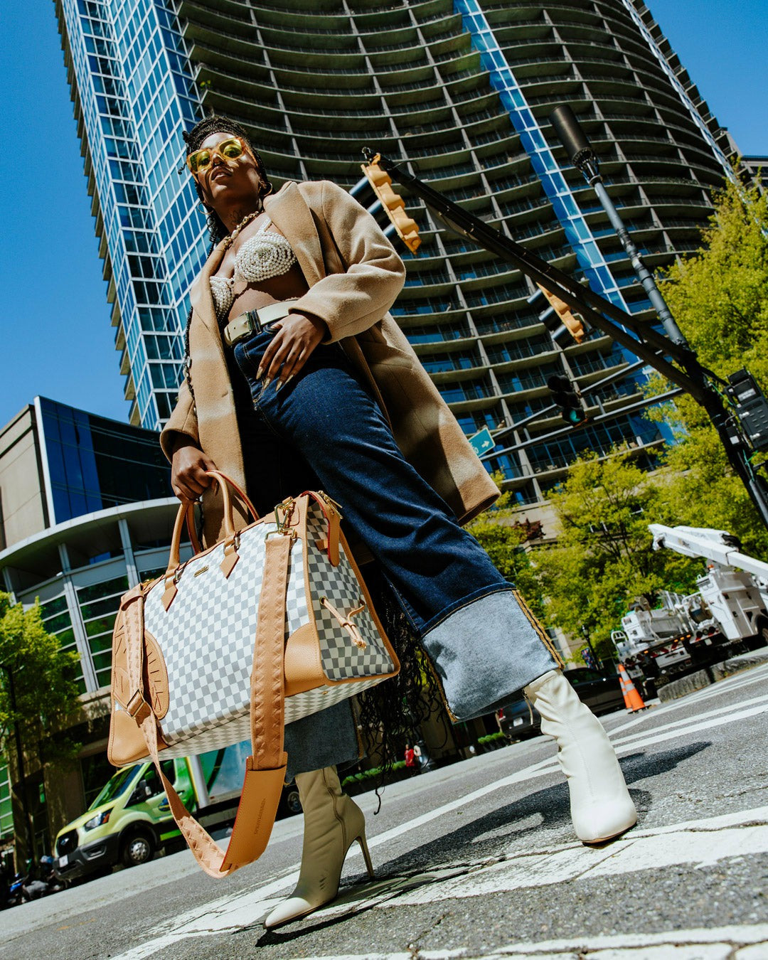 HENNY LATTE PYRAMID DUFFLE | Sprayground Online