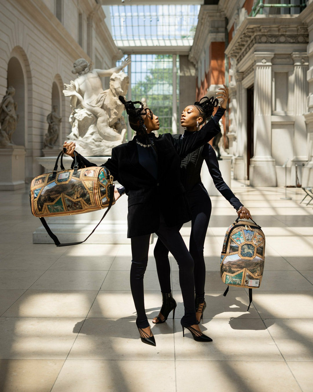 THE MET MASTERPIECES DUFFLE | Sprayground Online