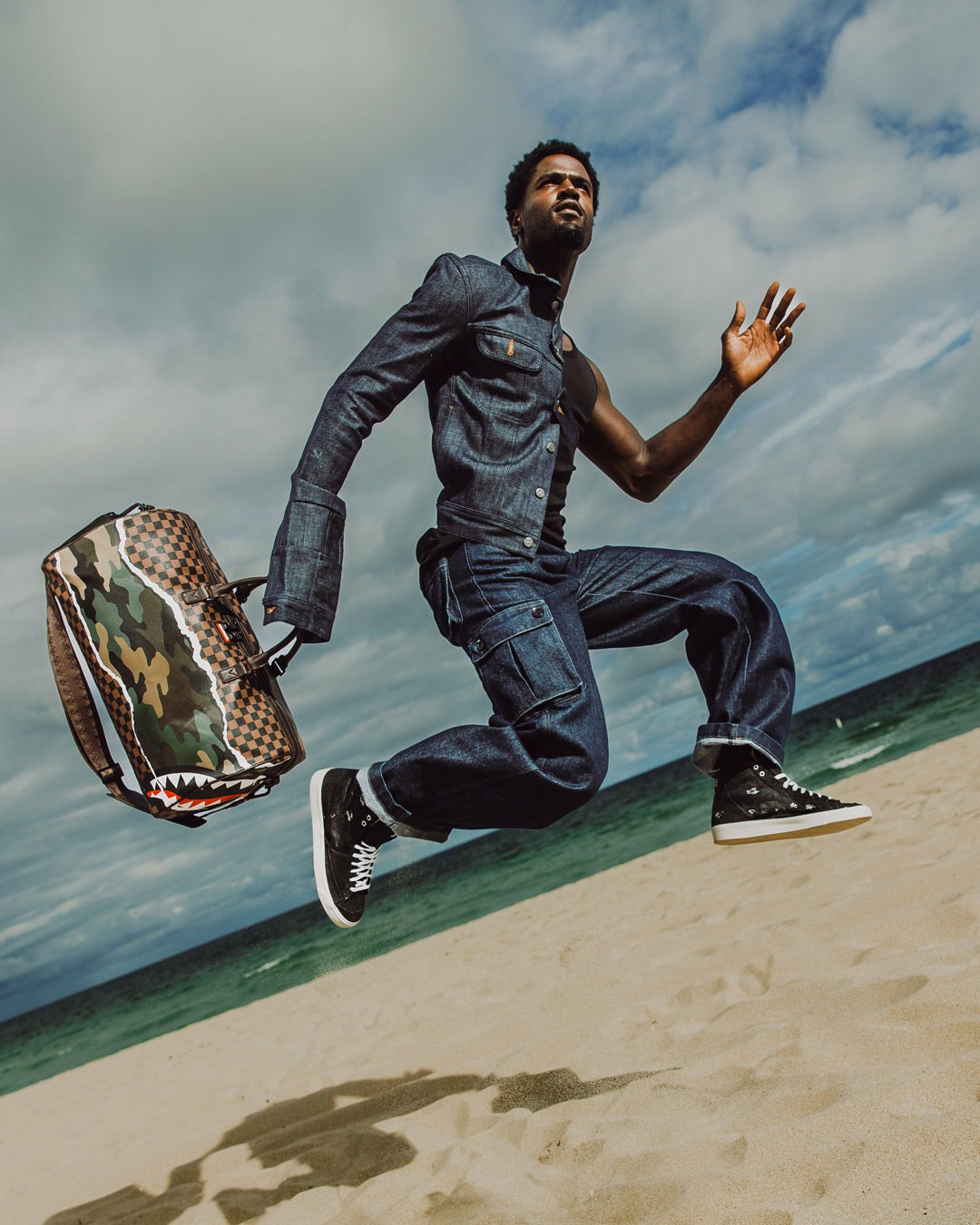 UNSTOPPABLE ENDEAVORS III DUFFLE | Sprayground Online