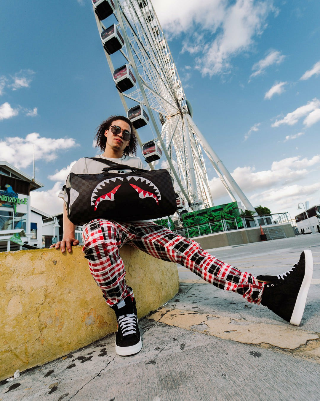 TRIPLE DECKER HEIR TO THE THRONE DUFFLE | Sprayground US