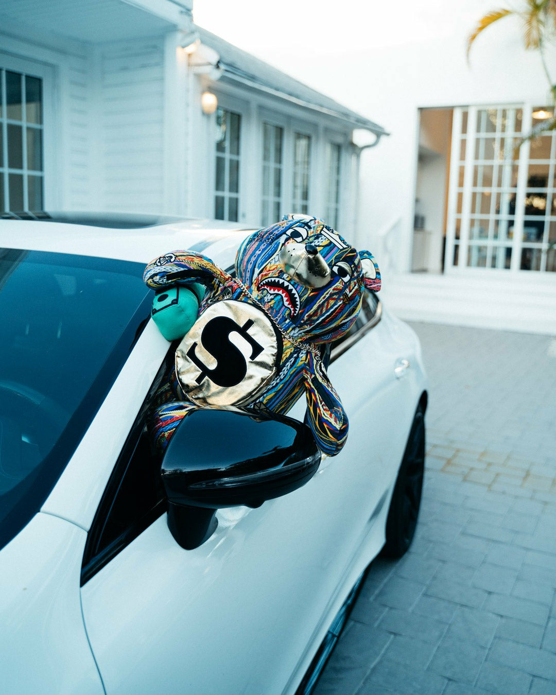 THE GOLDEN AGE MONEYBEAR TEDDYBEAR BACKPACK | Sprayground sale