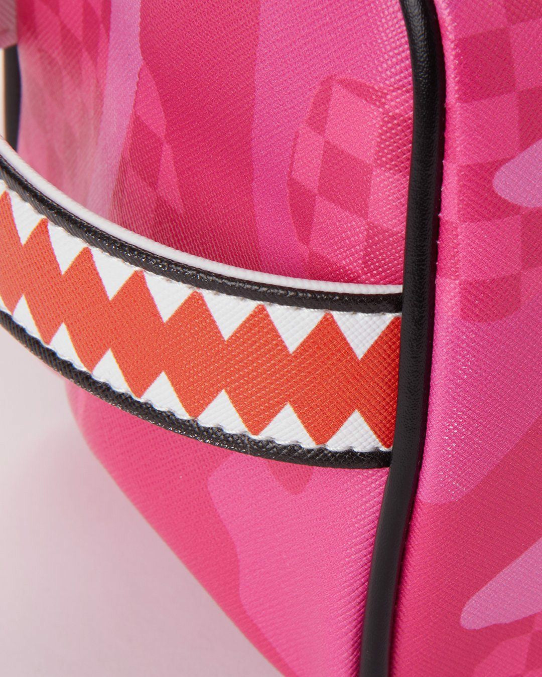 ANIME CAMO TOILETRY BAG | Sprayground for sale