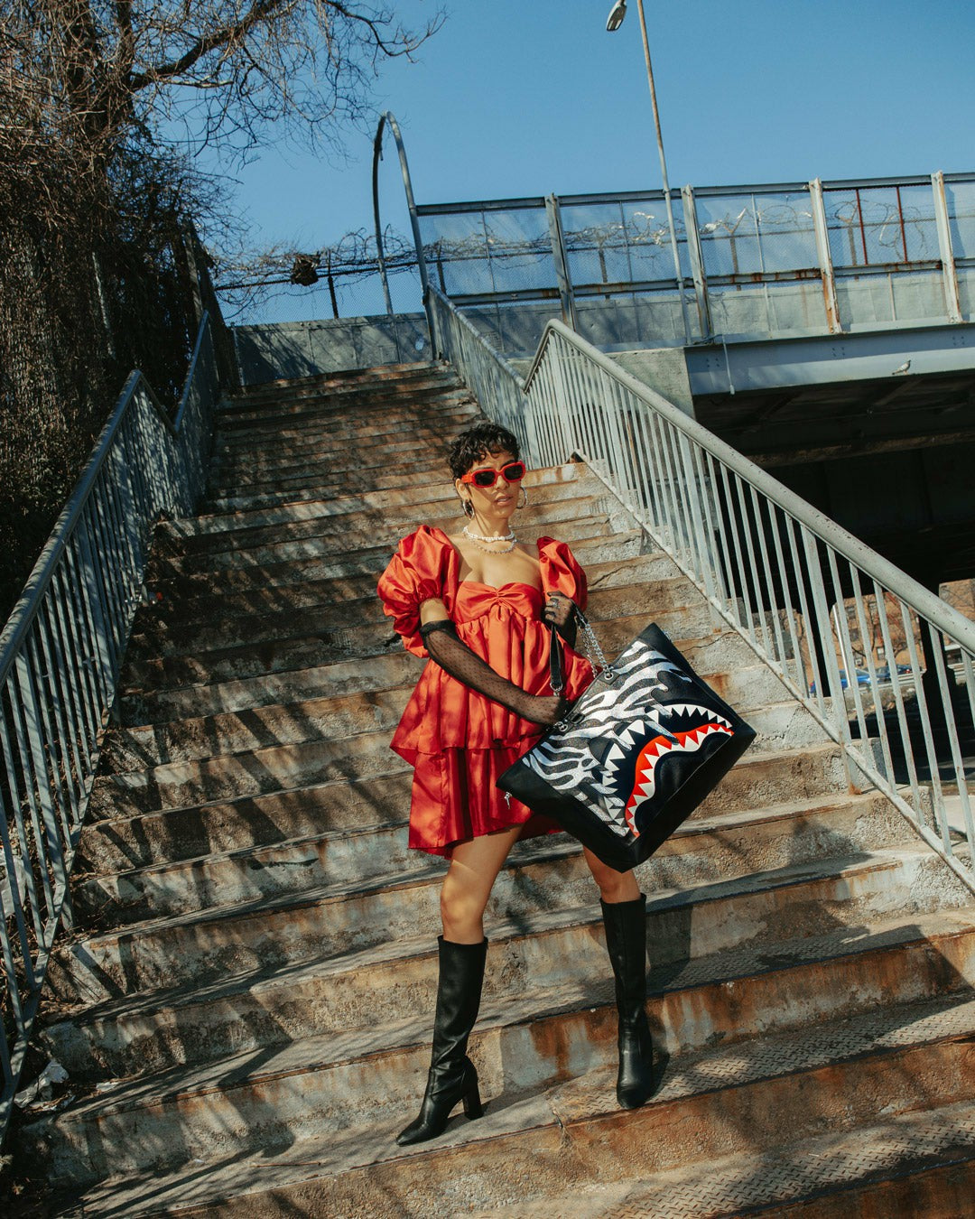 ZE SHARK PREDATOR TOTE | Sprayground Clearance