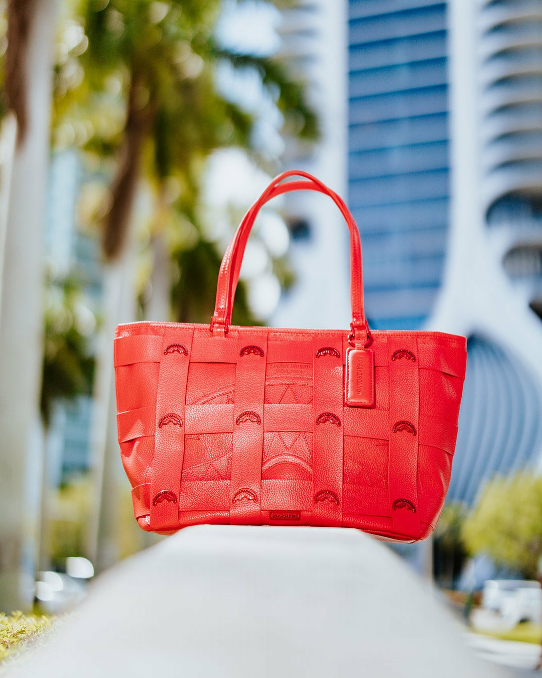 SUPER HOT FIRE CLASSIC TOTE | Sprayground Online