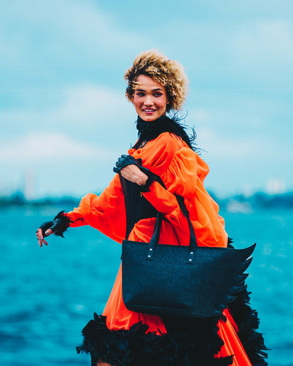 NIGHTFLIGHT G800 SKYBORNE WING TOTE | Sprayground US