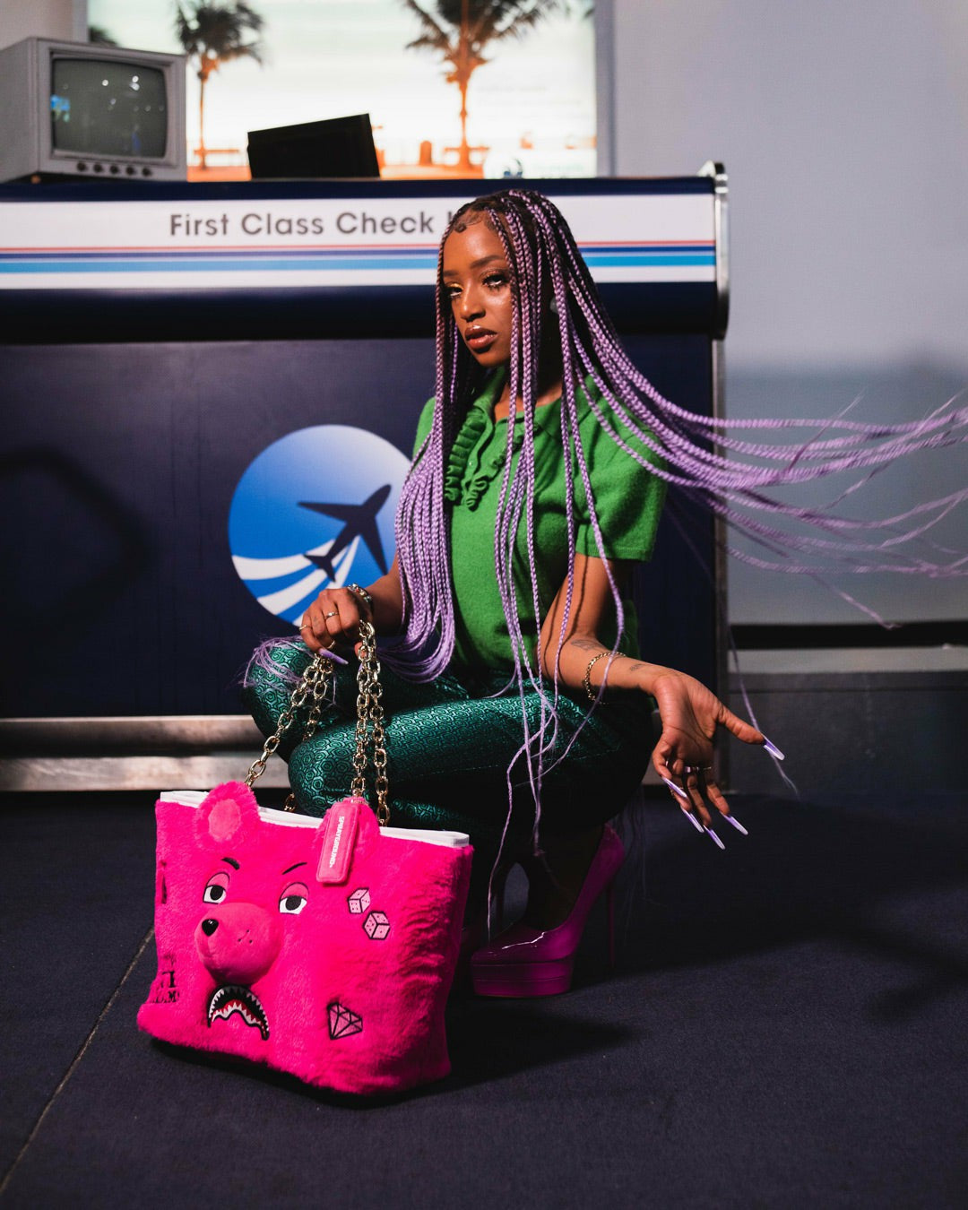 PLUSH MONEYBEAR TOTE (PINK) | Sprayground Clearance