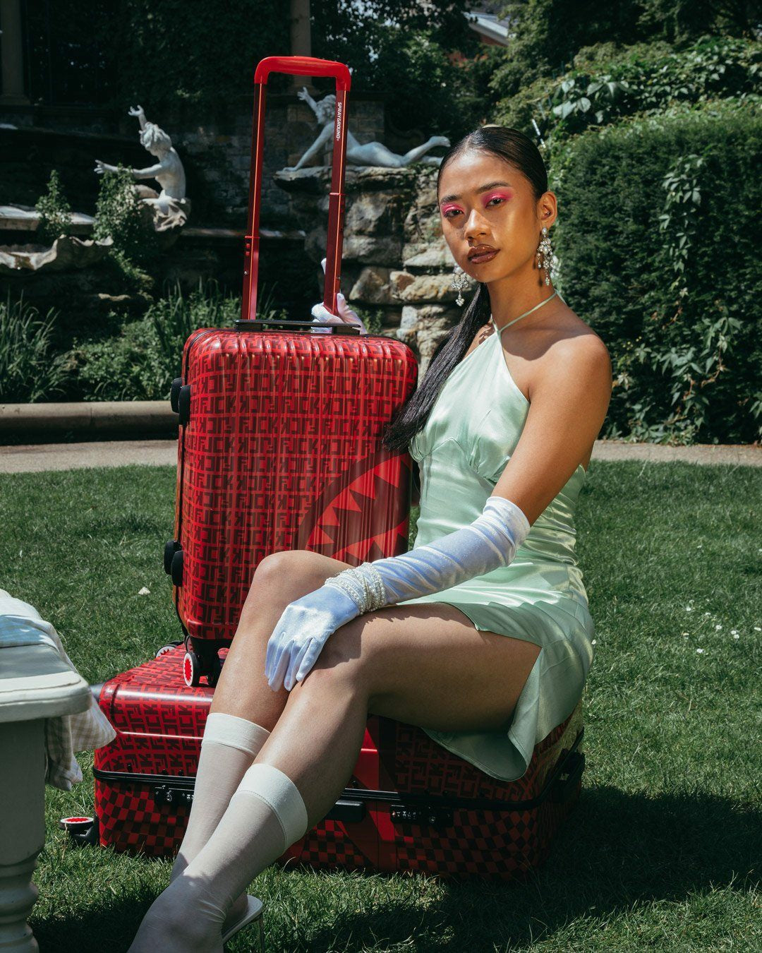 VENI VIDI VICI SHARKNAUTICS HARDSHELL CARRY-ON LUGGAGE | Sprayground sale