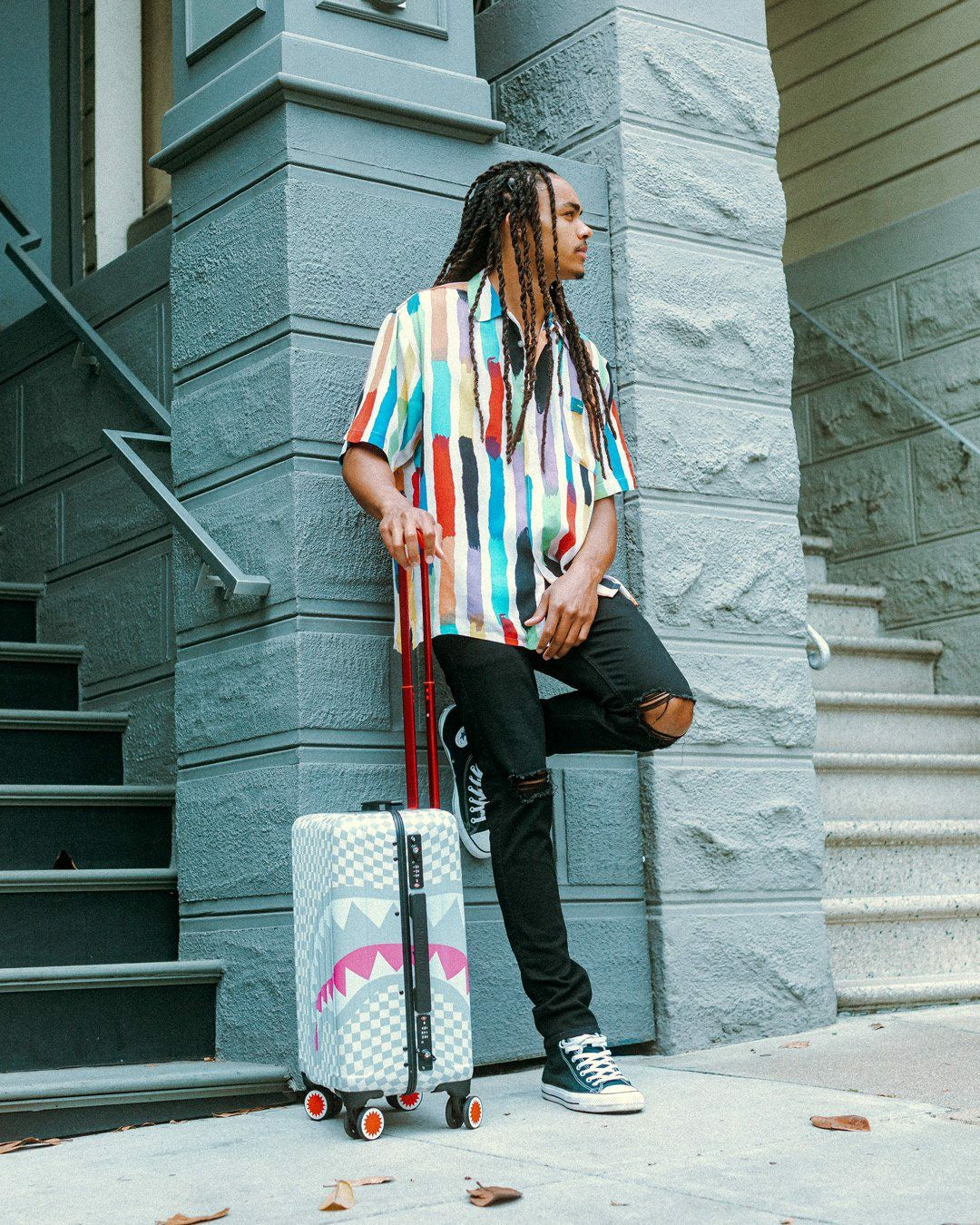 ROSE ALL DAY LA PALAIS SHARKNAUTICS HARDSHELL CARRY-ON LUGGAGE | Sprayground Discount
