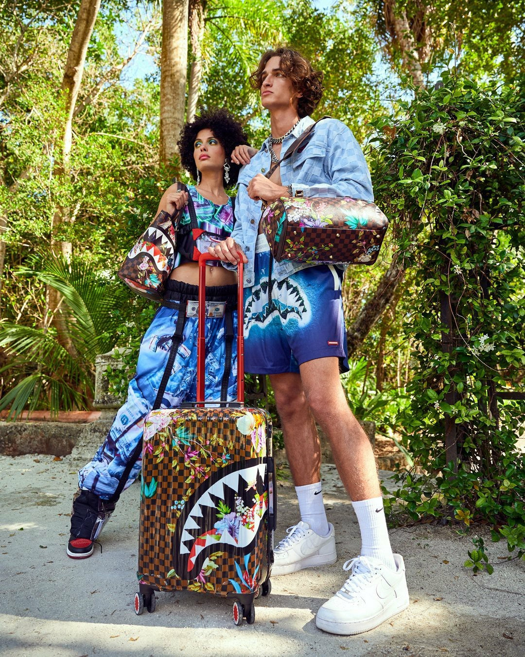 GARDEN OF SHARKS SHARKNAUTICS HARDSHELL CARRY-ON LUGGAGE | Sprayground Clearance