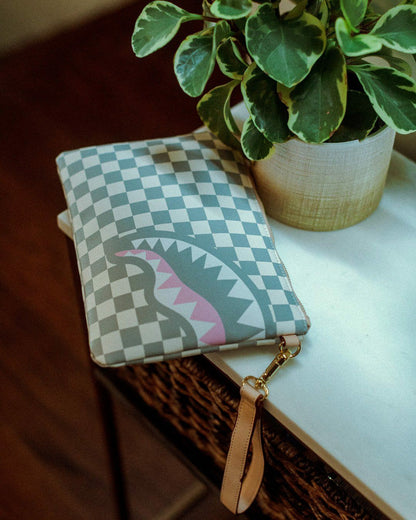 ROSE ALL DAY LA PALAIS CROSSOVER CLUTCH | Sprayground Clearance