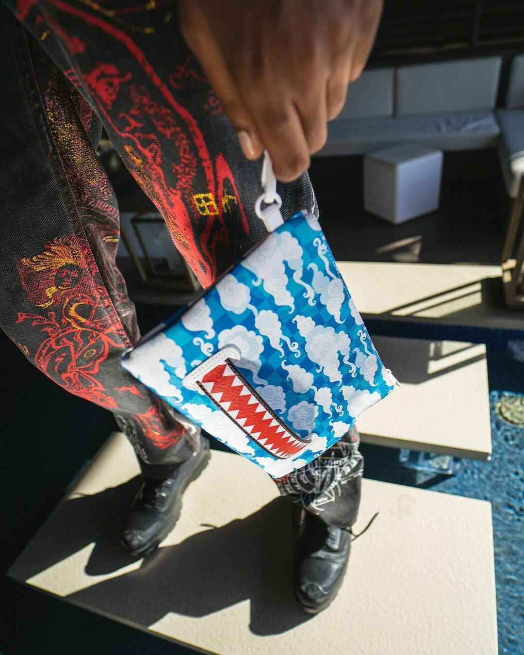 SKYBORNE CROSSOVER CLUTCH | Sprayground Clearance