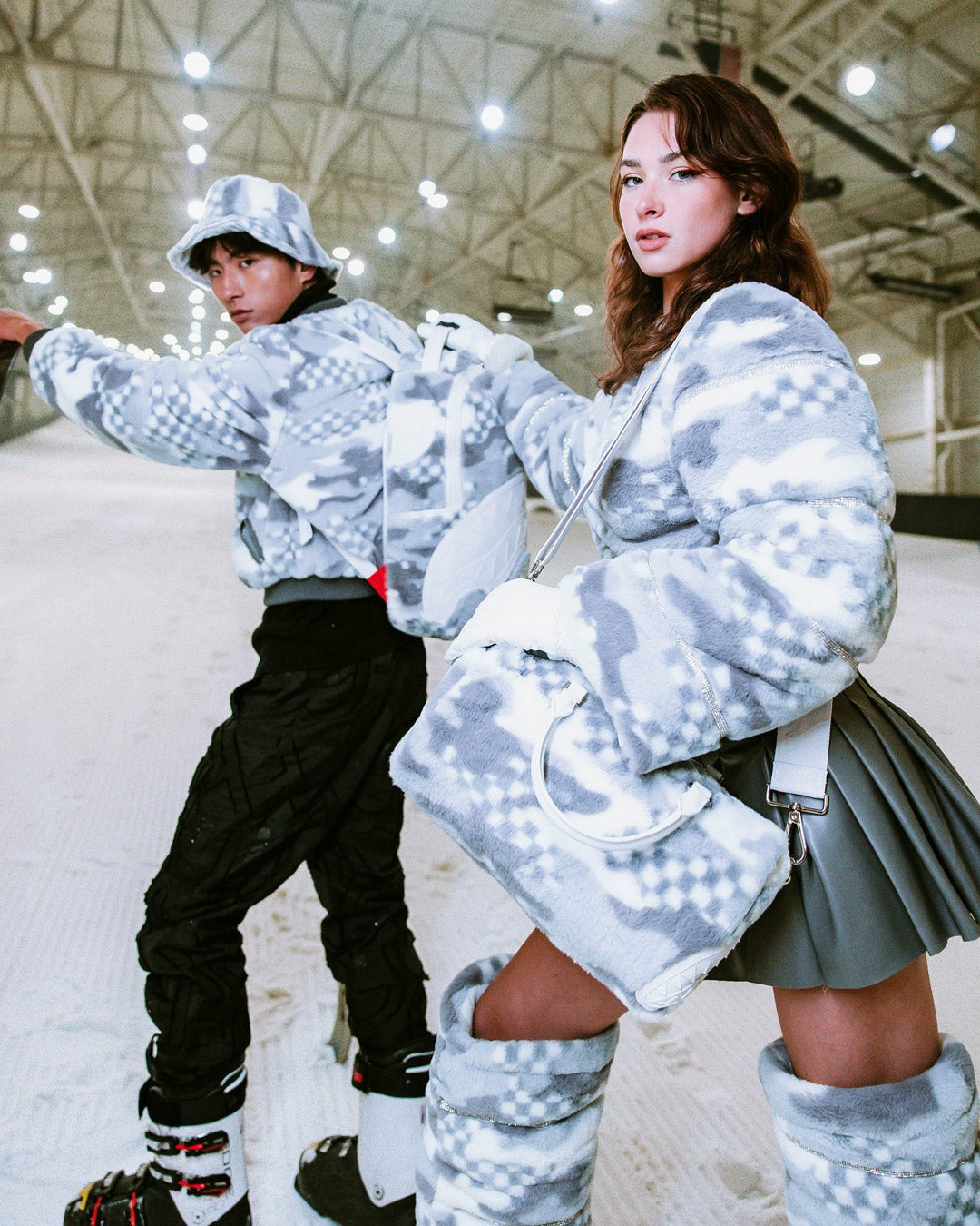3AM PLUSH SWISS ALPS MINI DUFFLE | Sprayground US