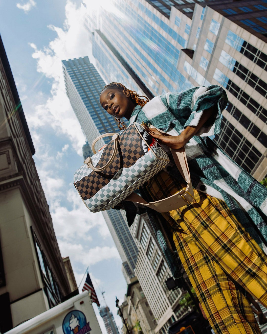 UNSTOPPABLE ENDEAVORS II MINI DUFFLE | Sprayground Online