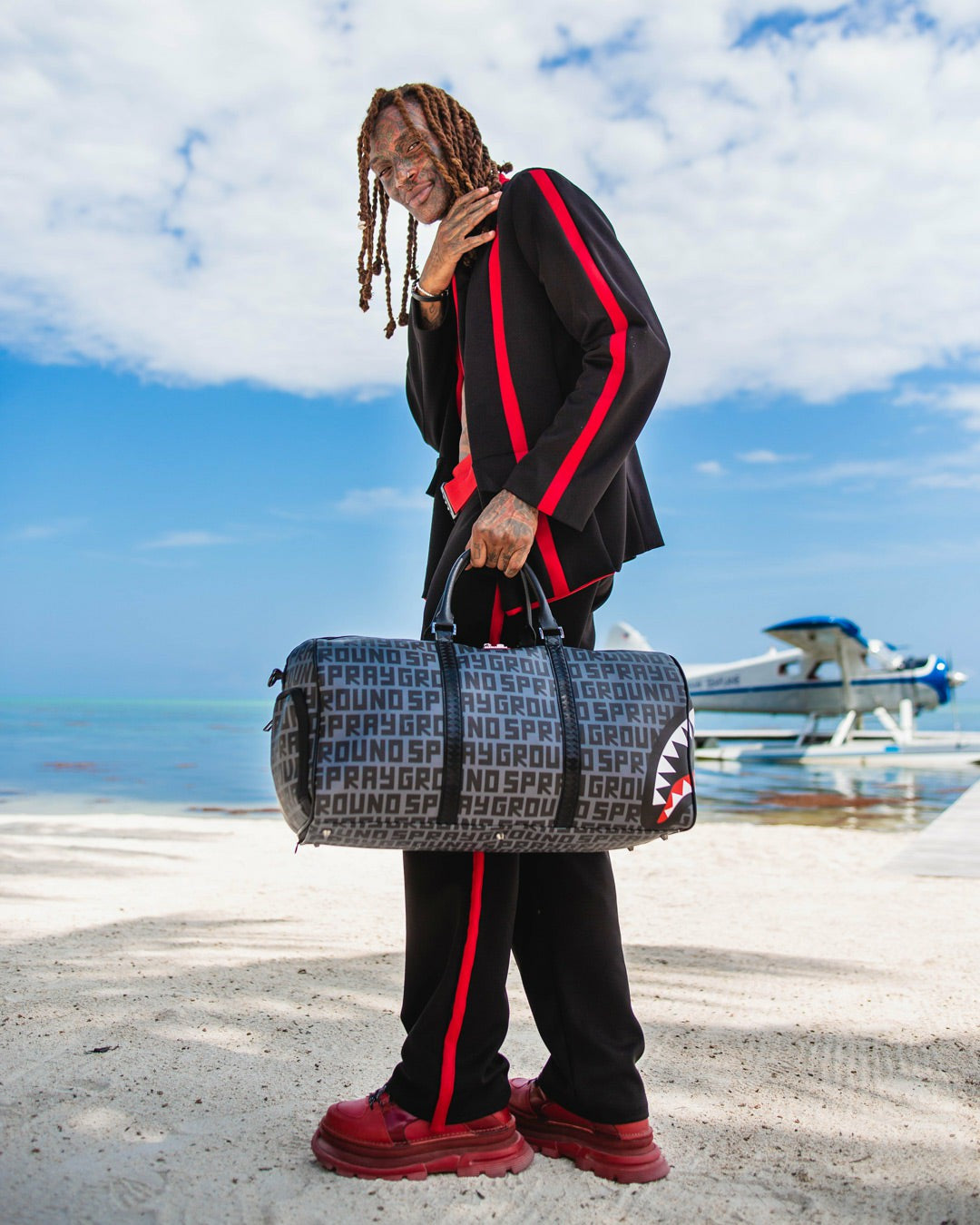 SHARKFINITY STEALTH PILOT DUFFLE | Sprayground US