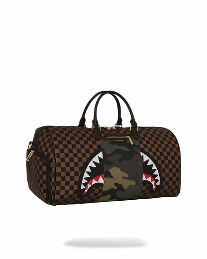 EXTERIOR GOLD ZIP POCKET SHARKS IN PARIS DUFFLE | Sprayground Near Me