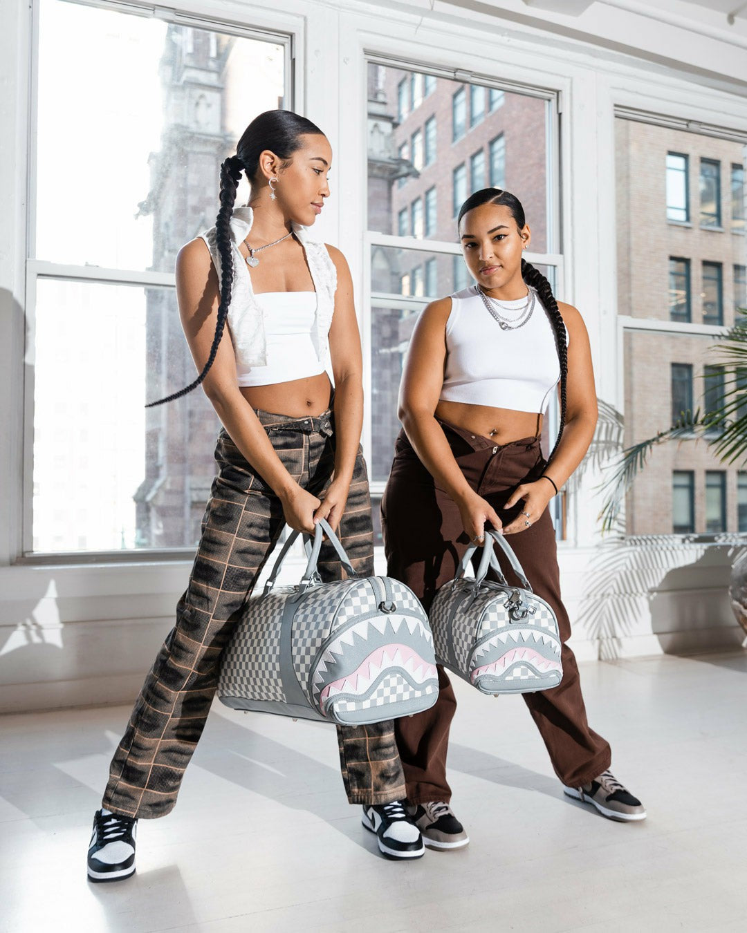 AIR TO THE THRONE JETSET DUFFLE | Sprayground Discount