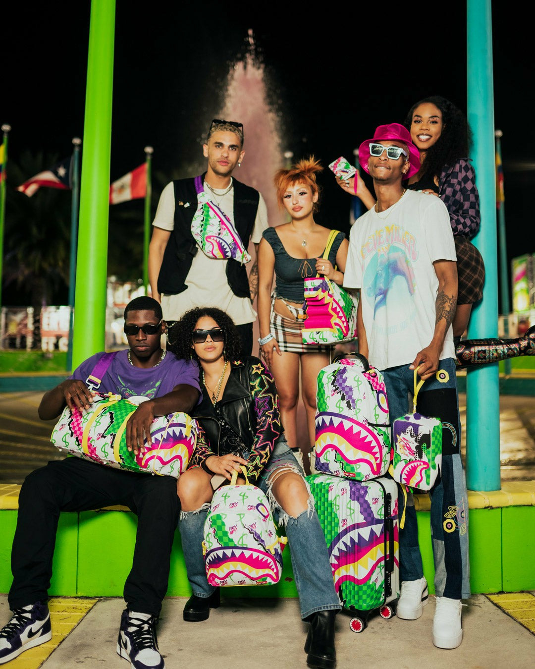 DREAMY TECHNICOLOR TOTE | Sprayground sale