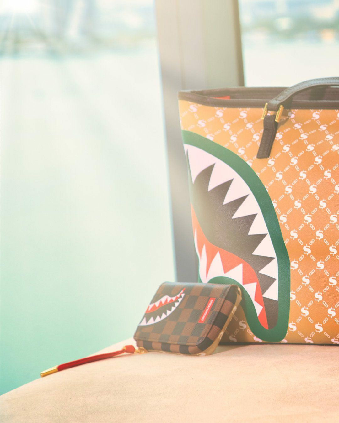 PARIS VS FLORENCE WALLET | Sprayground US