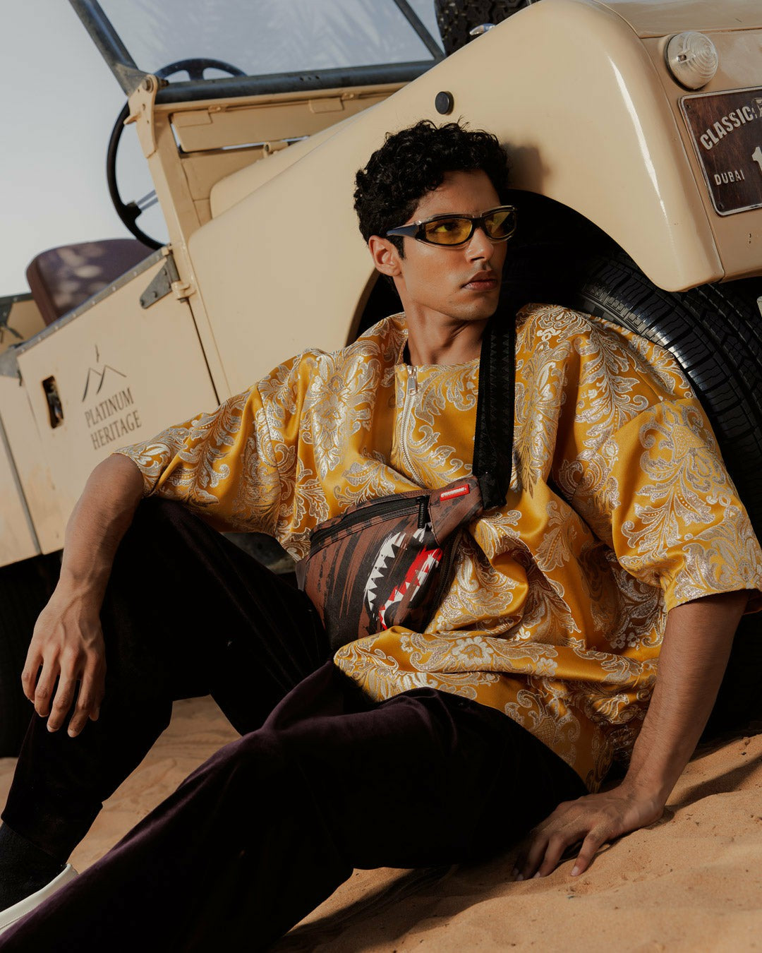 SHARKS IN PARIS NIGHT DRIFT SAVVY CROSSBODY | Sprayground sale