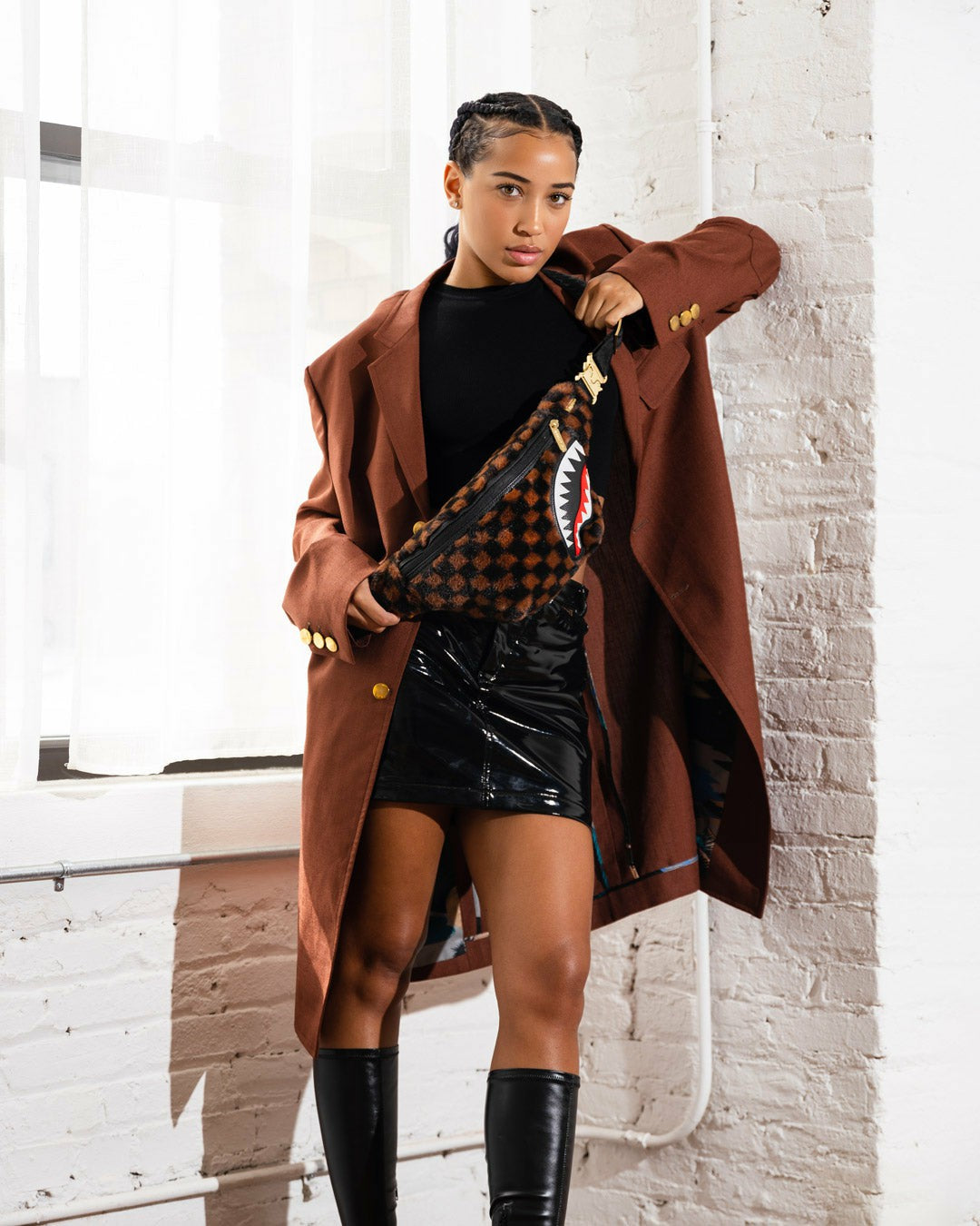 FURRR SHARKS IN PARIS SAVVY CROSSBODY | Sprayground Online