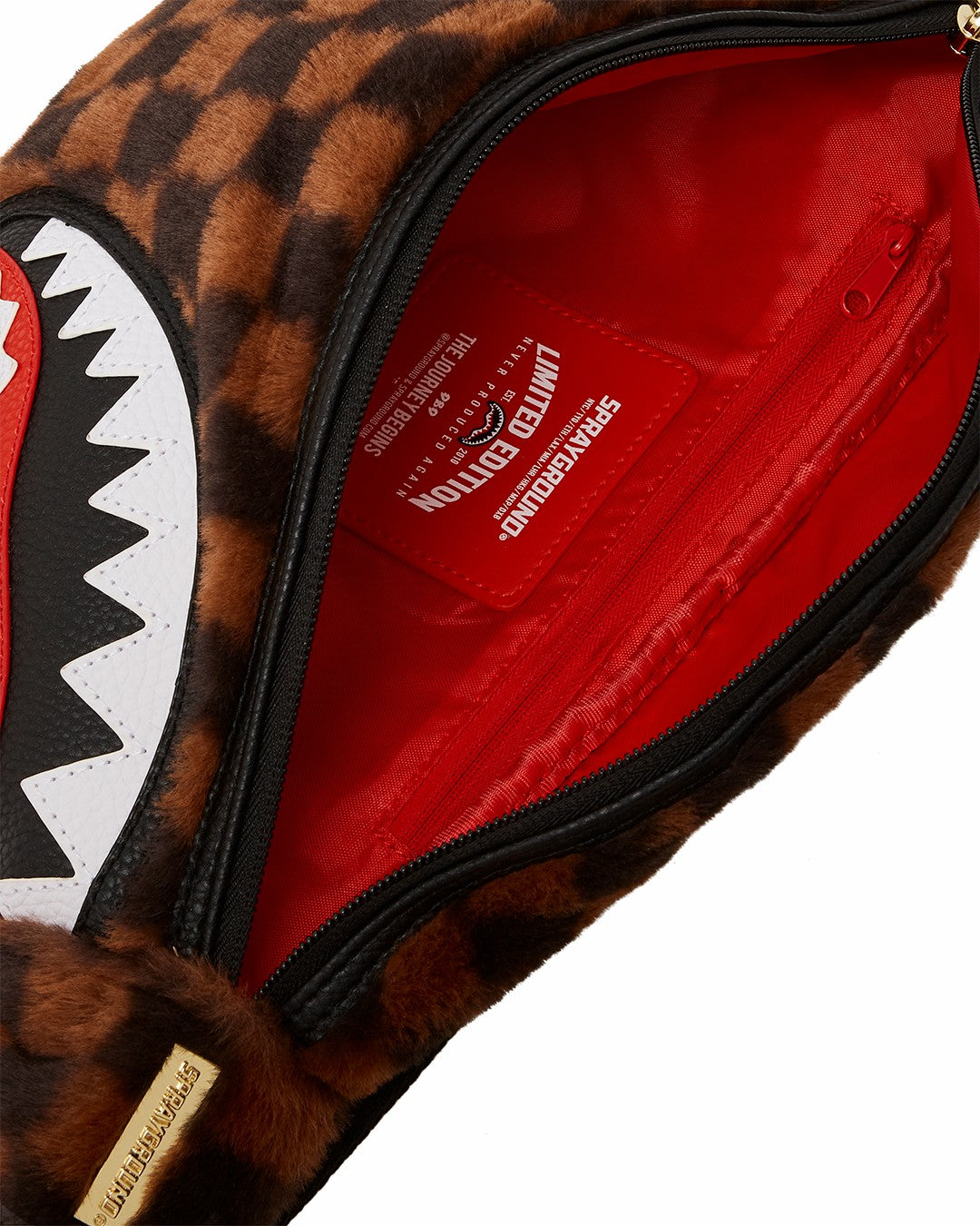 FURRR SHARKS IN PARIS SAVVY CROSSBODY | Sprayground Online