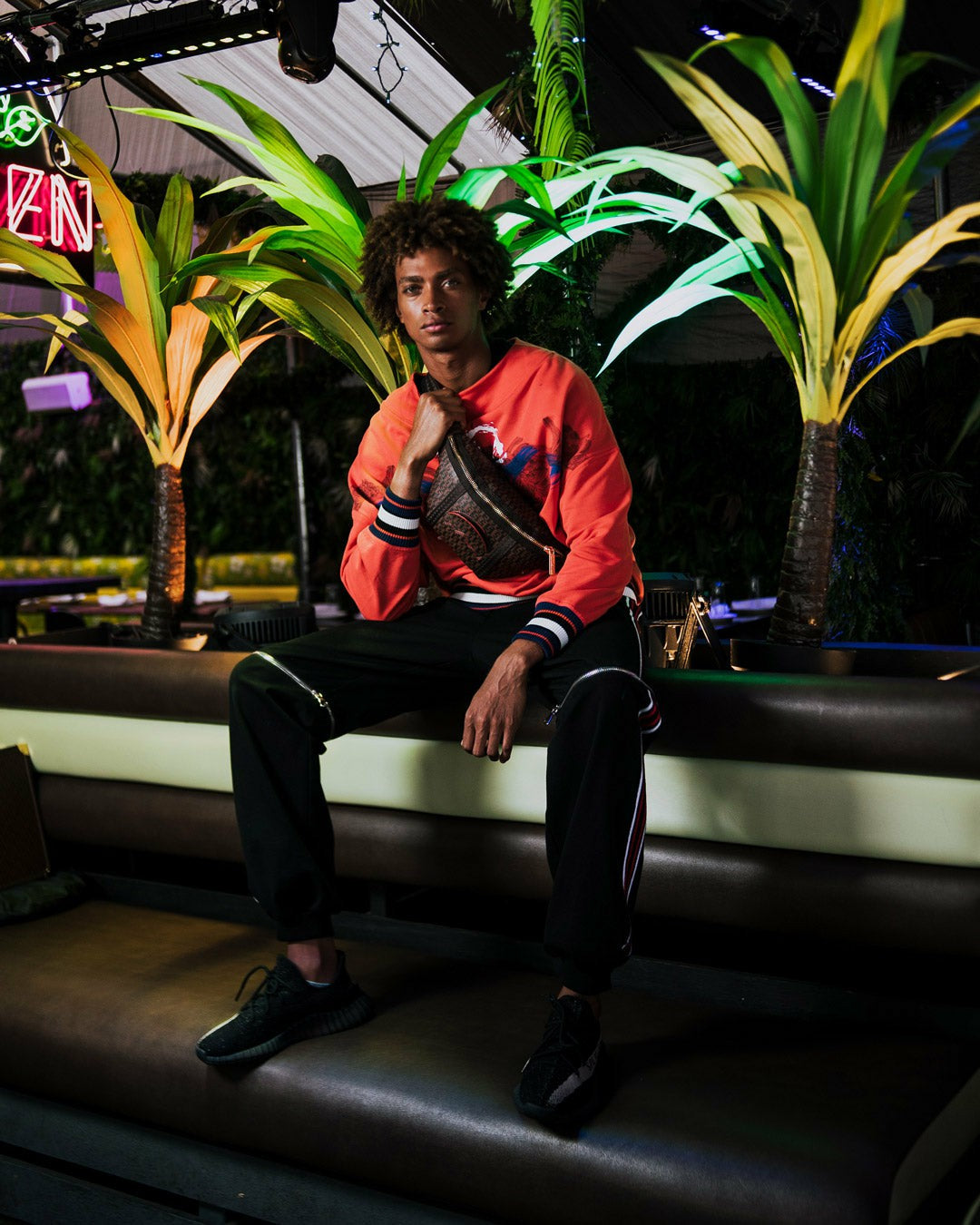 ALPHA NAVIGATOR SAVVY CROSSBODY | Sprayground US