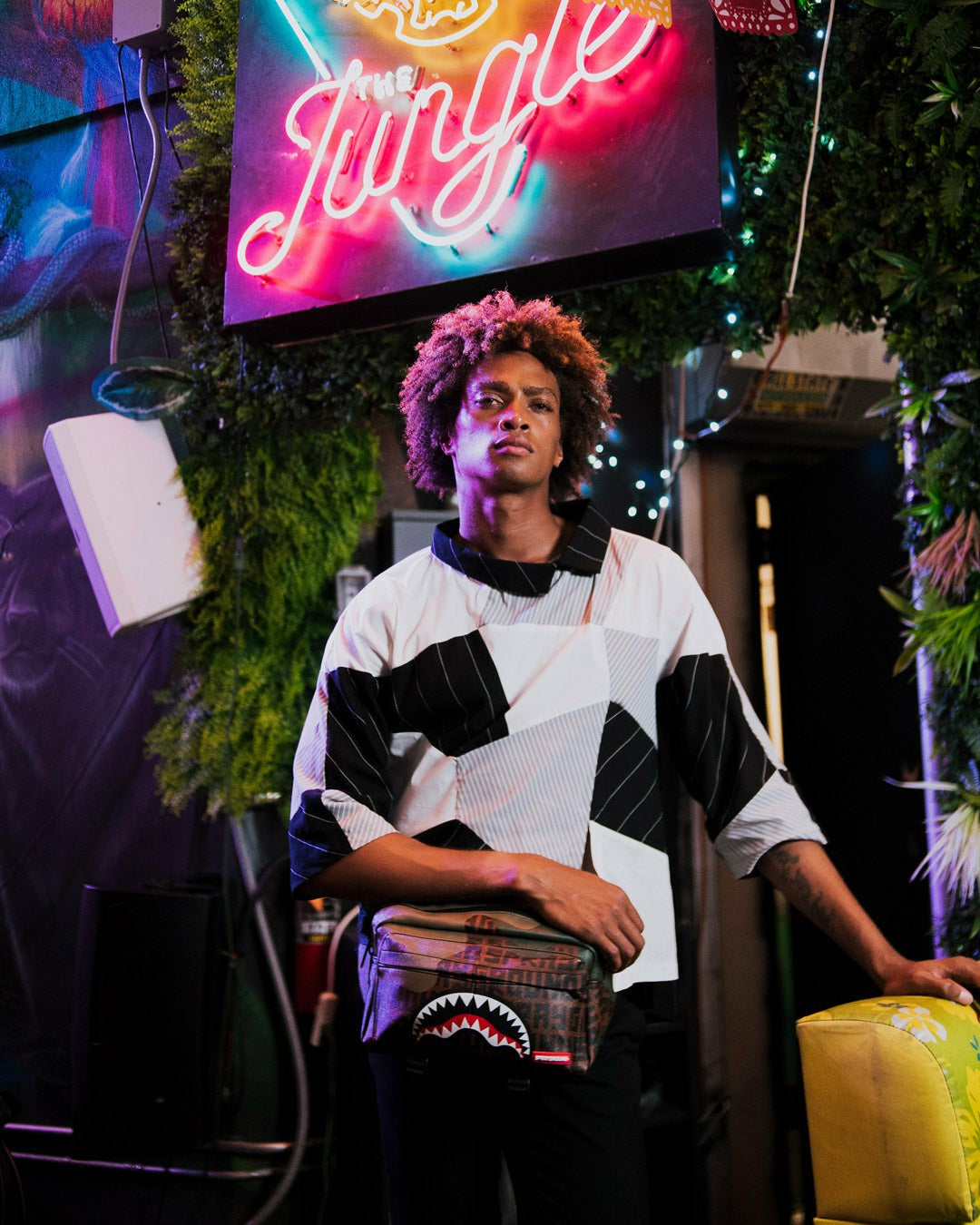 CAMO INFINITI CARGO CROSSBODY | Sprayground Near Me
