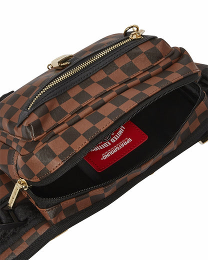 HENNY LOCK SHARKS IN PARIS CARGO CROSSBODY | Sprayground US