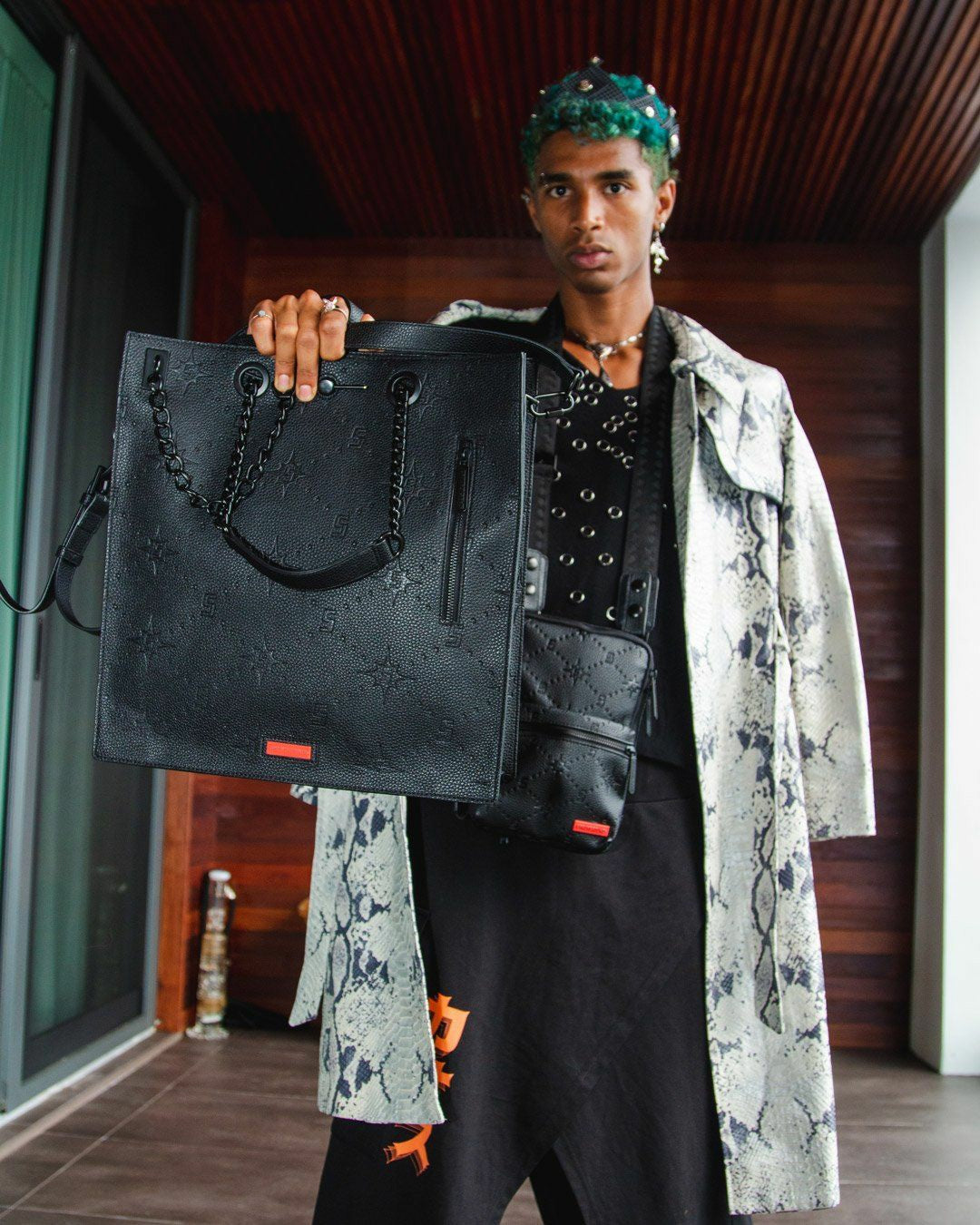 24/7 LOFT TOTE | Sprayground Near Me