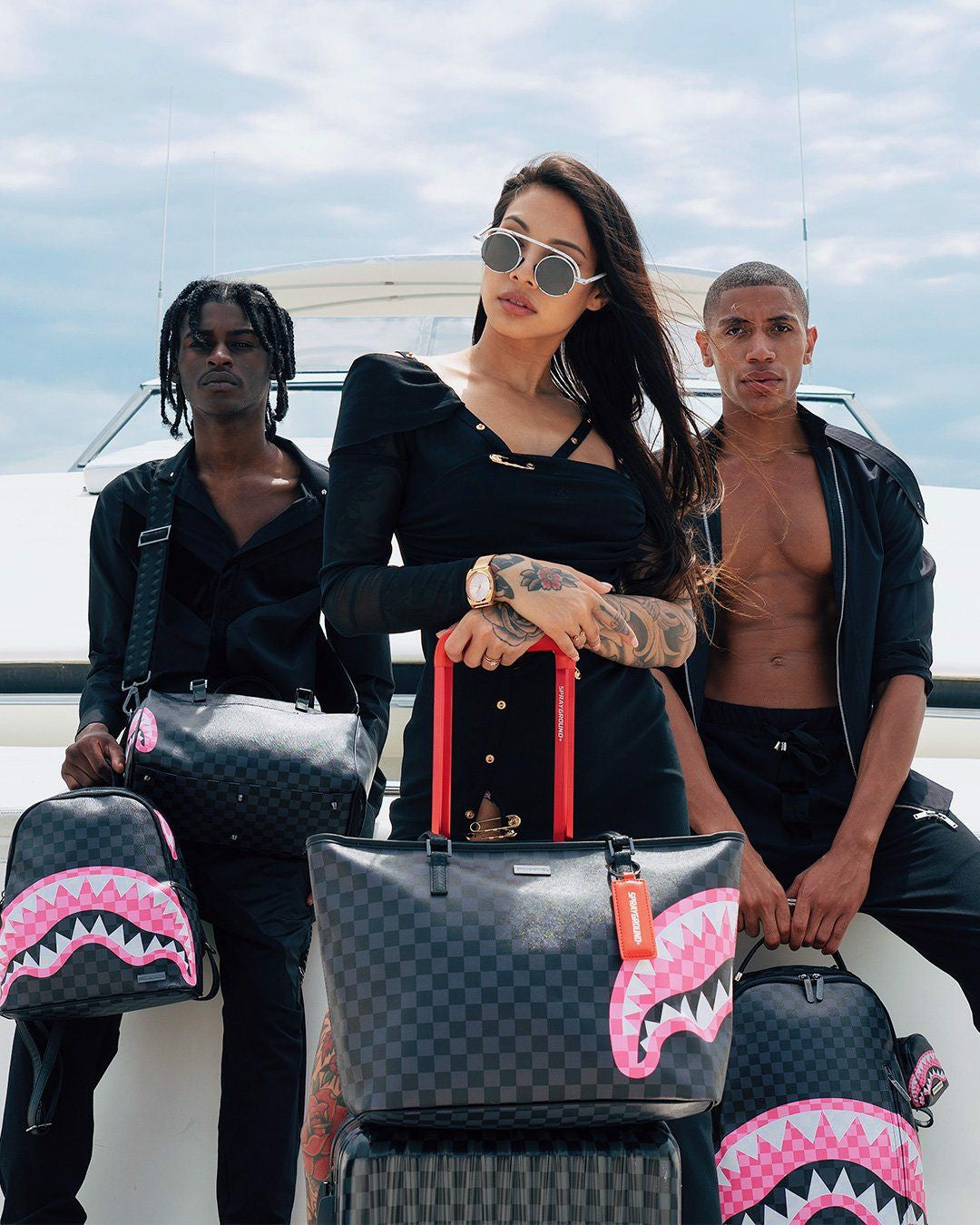 SHARKS IN CANDY TOTE | Sprayground Online