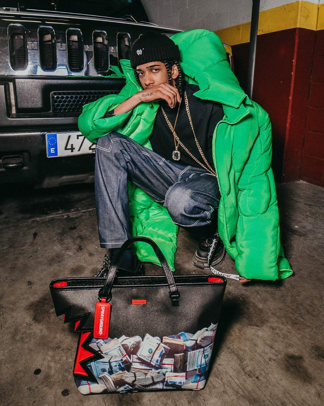 $HARKBITE TOTE | Sprayground Discount
