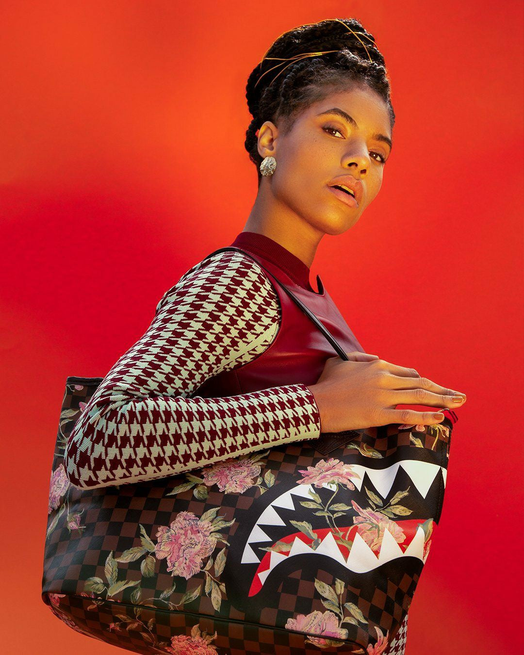 SHARKFLOWER TOTE | Sprayground Discount