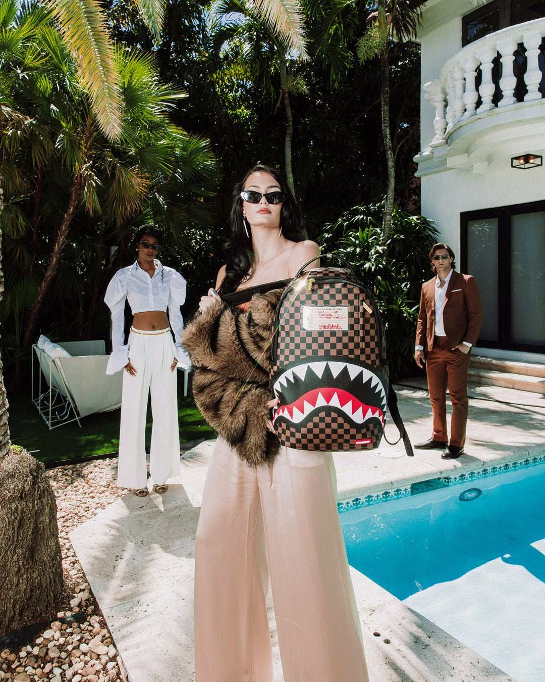 SHARKS IN PARIS LOST & FOUND BACKPACK | Sprayground US