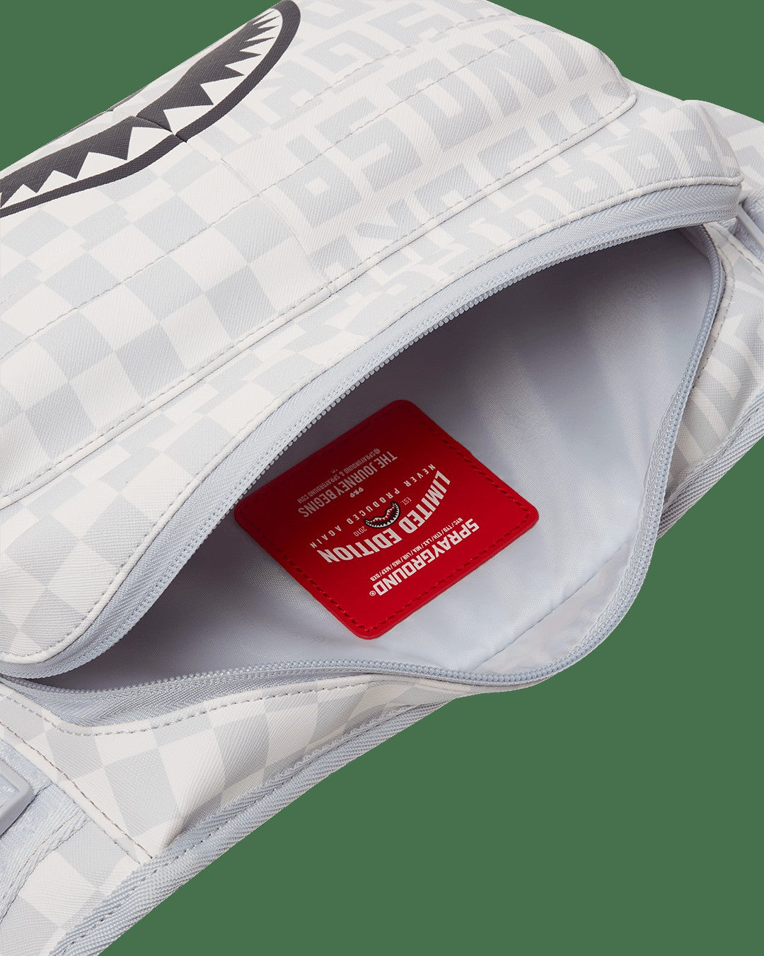 SPLIT THE CHECK (PEARL) CARGO CROSSBODY | Sprayground Clearance