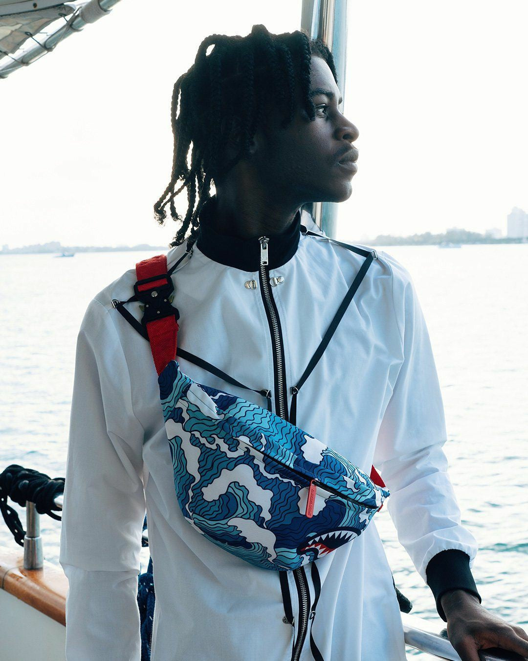 SHARK WAVE SAVVY CROSSBODY | Sprayground Near Me