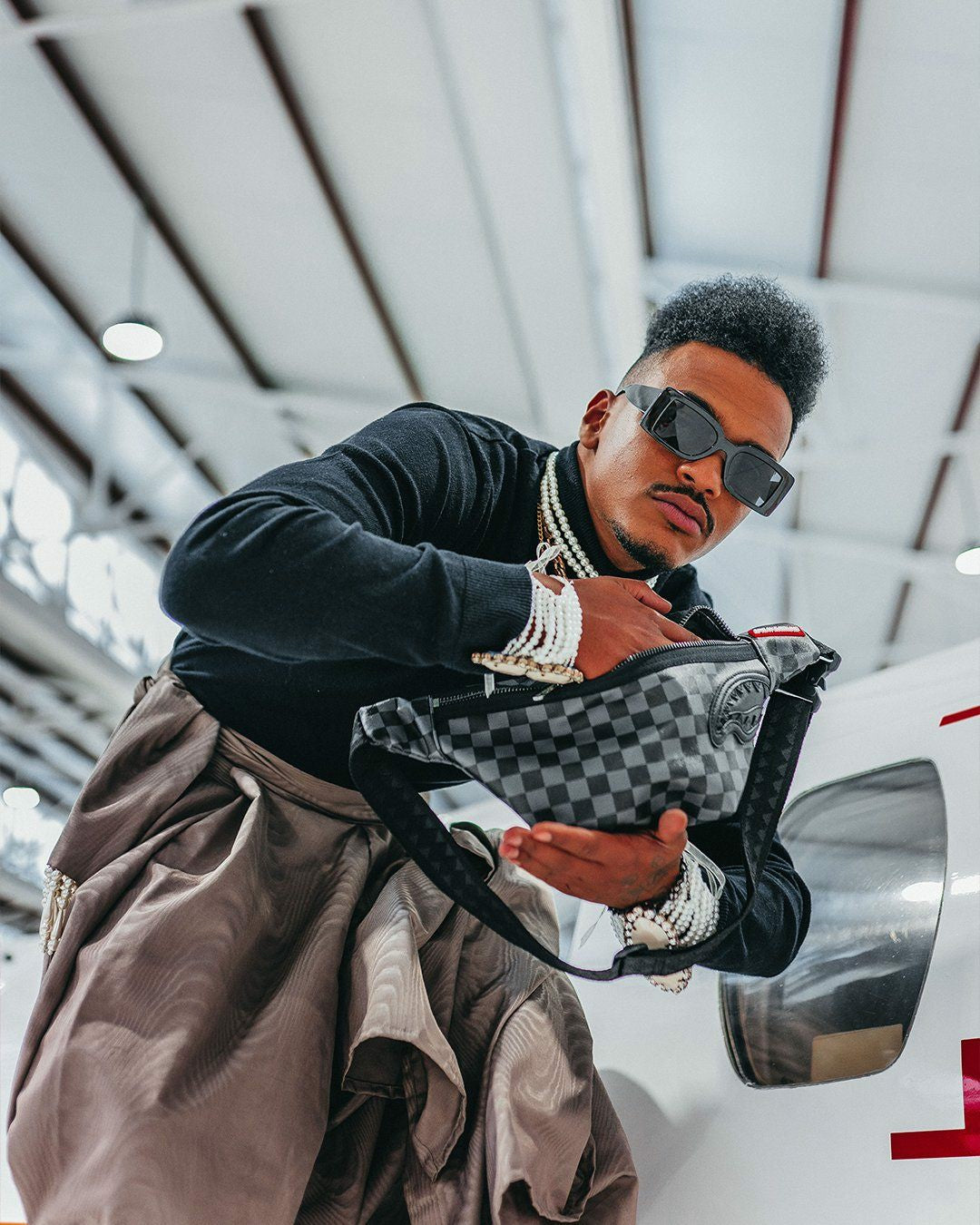 HENNY BLACK SAVVY CROSSBODY | Sprayground Online