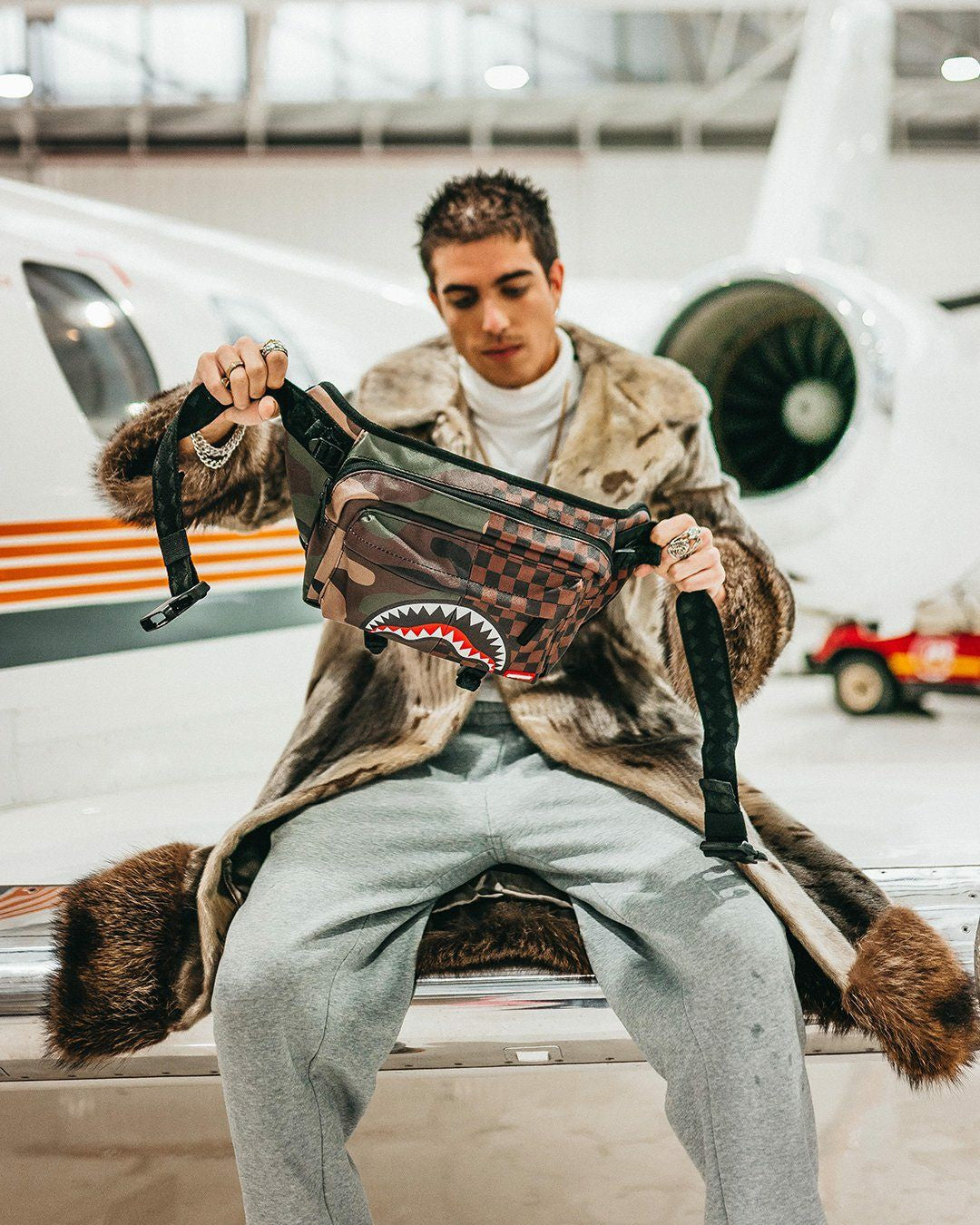 JUNGLE PARIS CARGO CROSSBODY | Sprayground Clearance