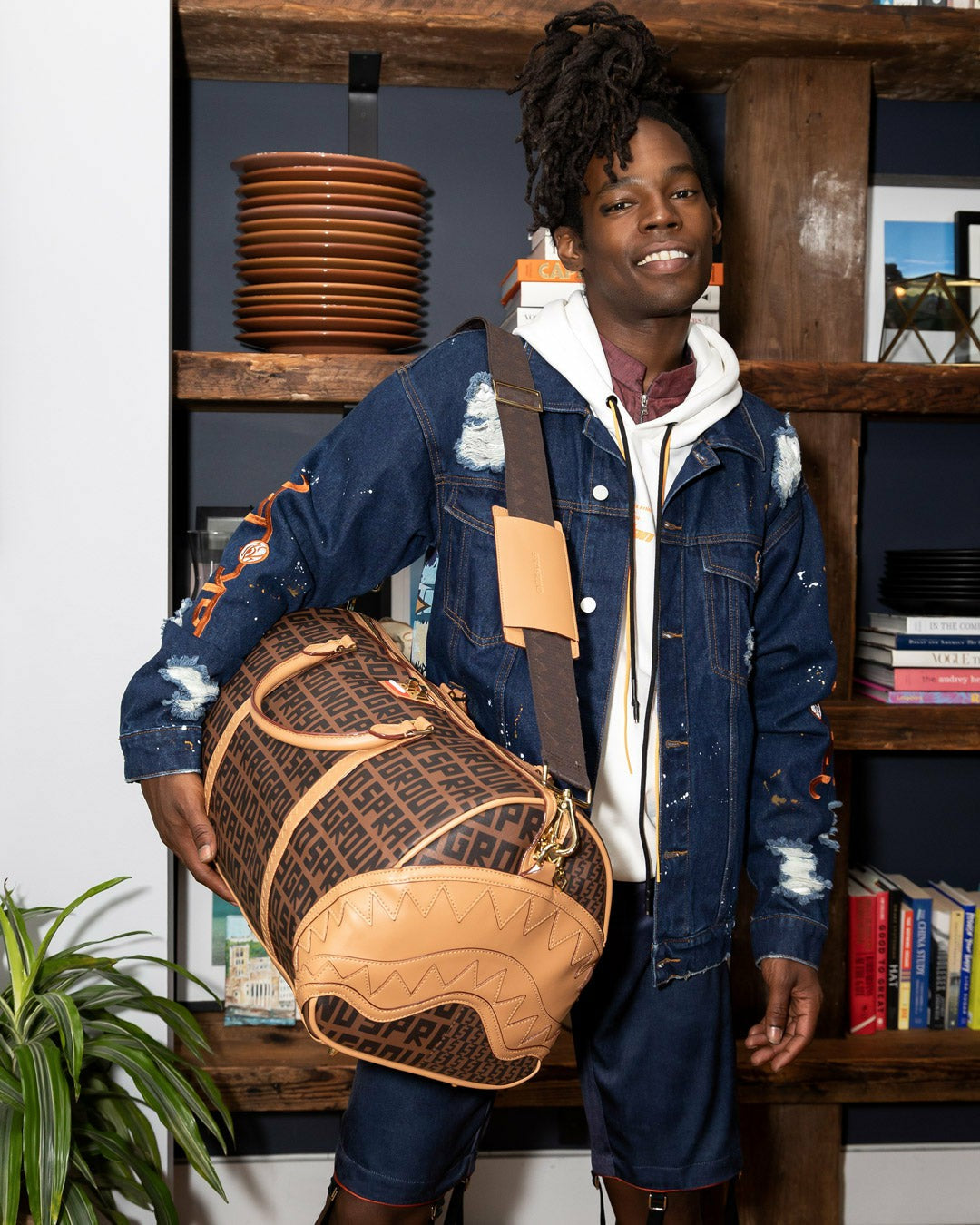 SHARKFINITY DUFFLE | Sprayground Online