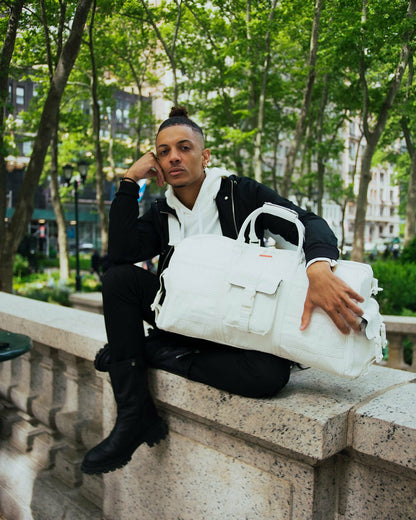 STRATOSPHERE CARGO DUFFLE | Sprayground sale