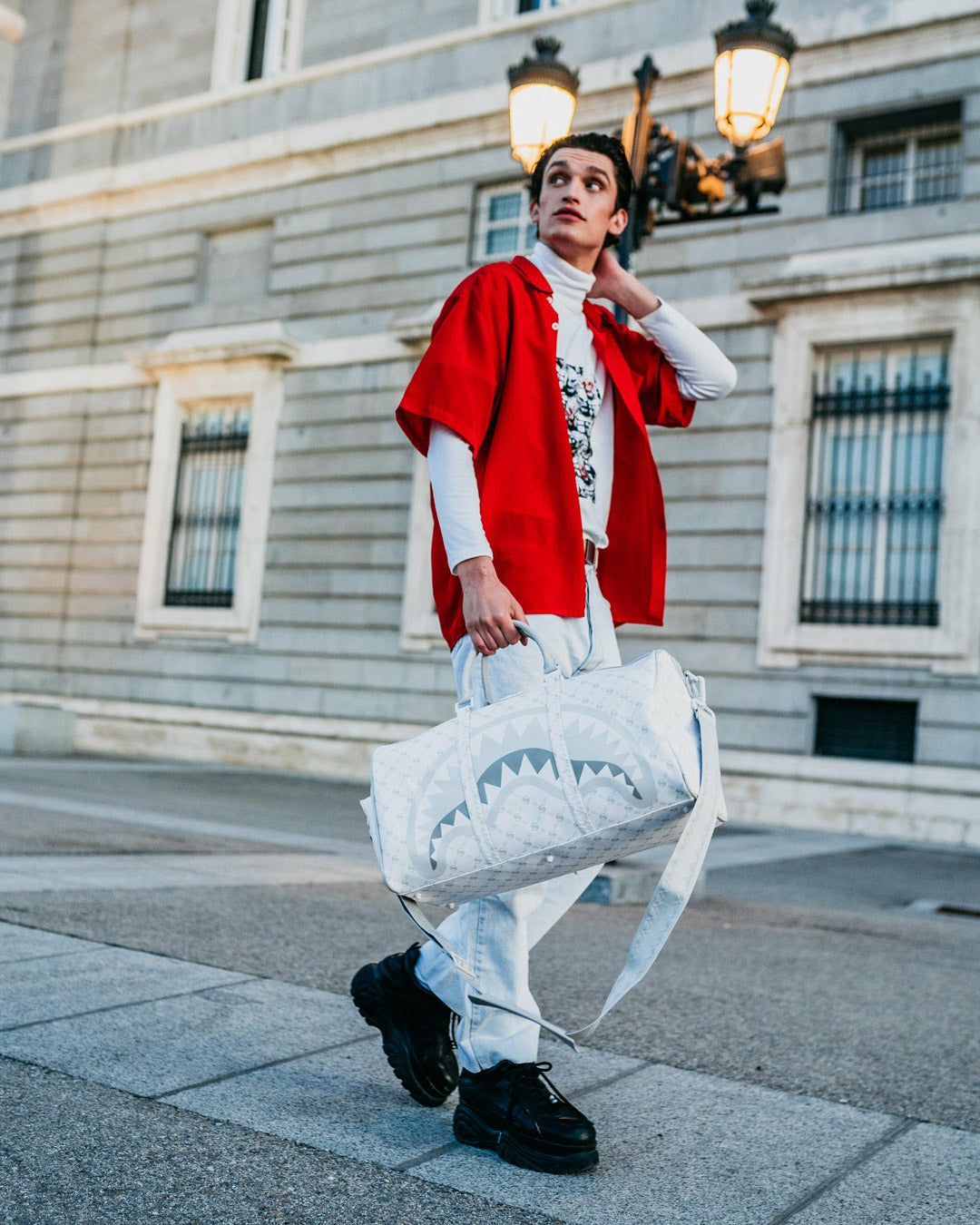 MONEY PATTERN POWDER EMPEROR DUFFLE | Sprayground US