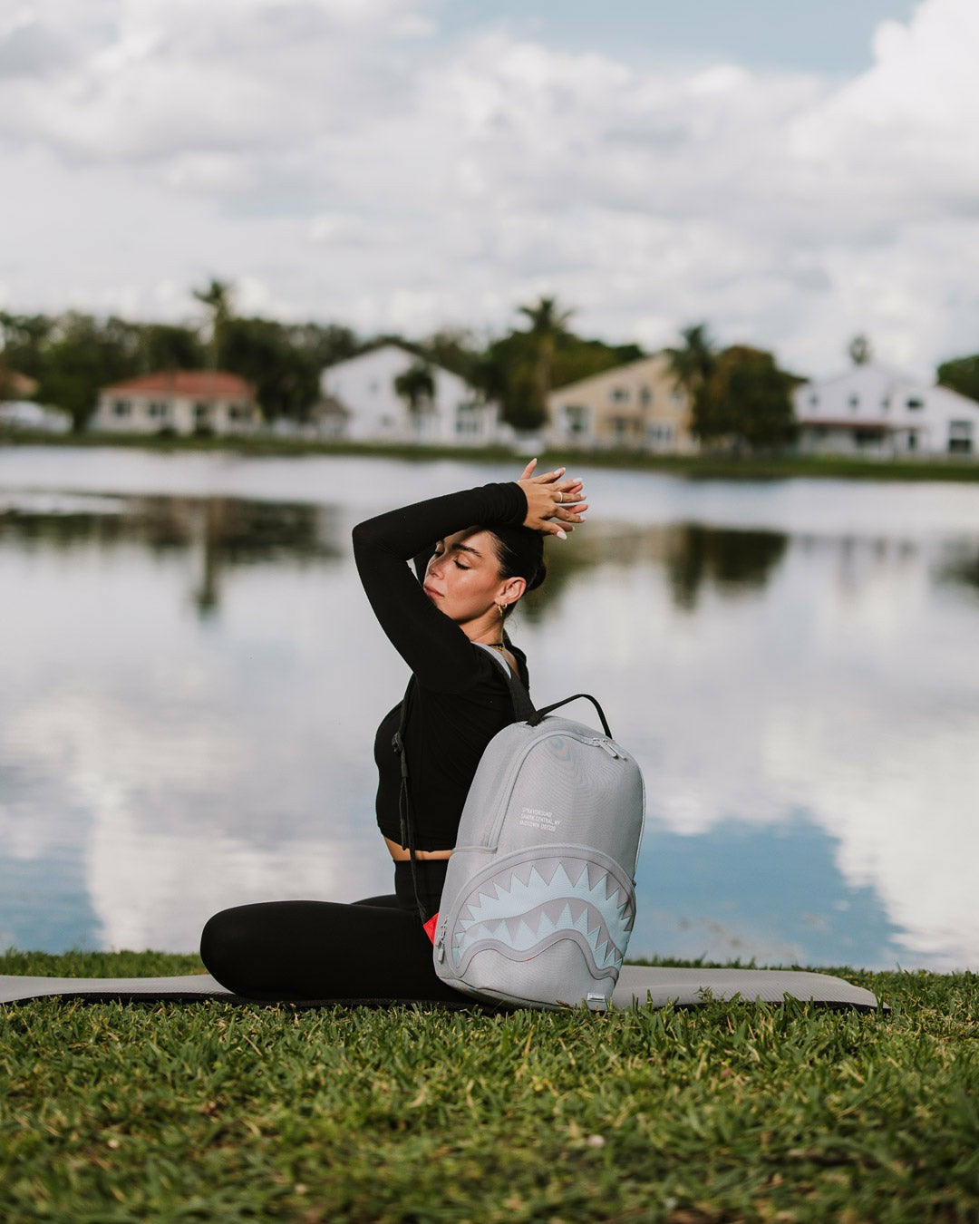 SHARK CENTRAL ICE MESH BACKPACK | Sprayground Clearance